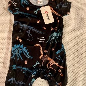 News baby unisex overall 6/9 months. $45 for all